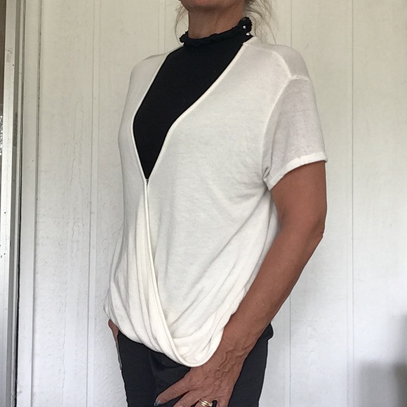 WE THE FREE BY FREE PEOPLE WHITE SURPLICE WRAP WHITE TOP MEDIUM NWOT - Picture 11 of 11